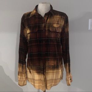 Medium bleached button down flannel